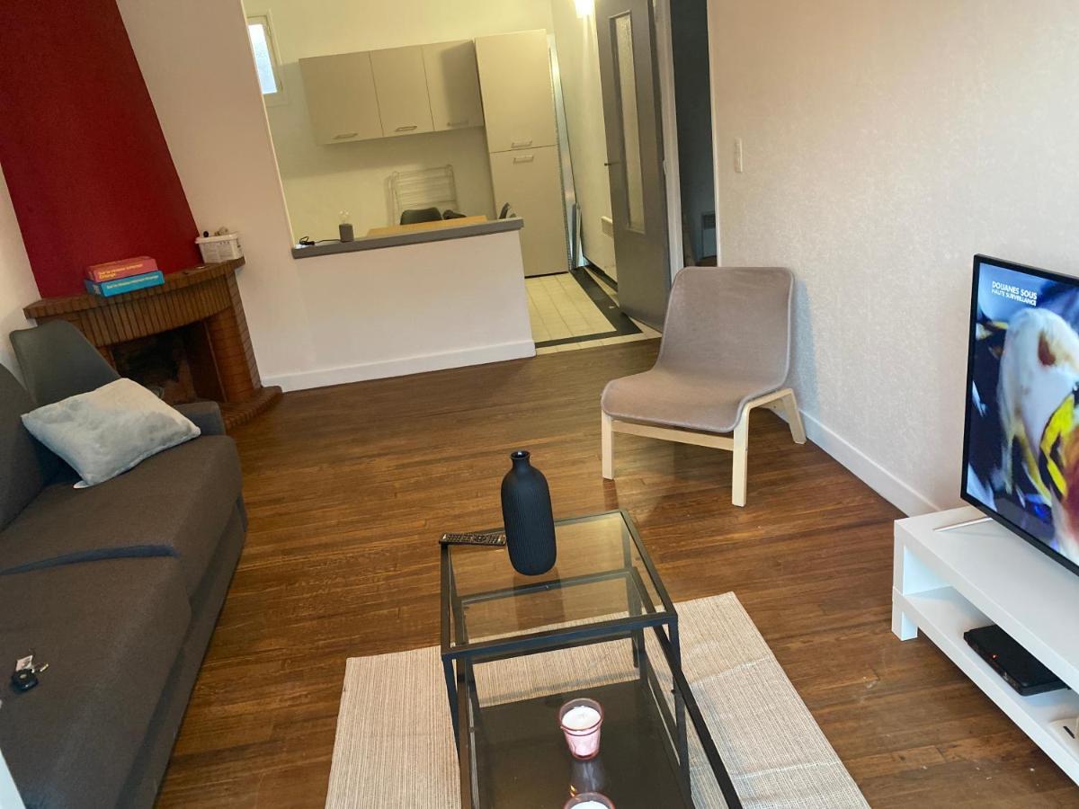 Apartment Fabuleux T3 De 85 M2, Situe Au Calme Avec Grand Parking Gratuit Prive ,fibre Wifi *